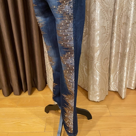 Fashionable sparkle jeans - Picture 2 of 16
